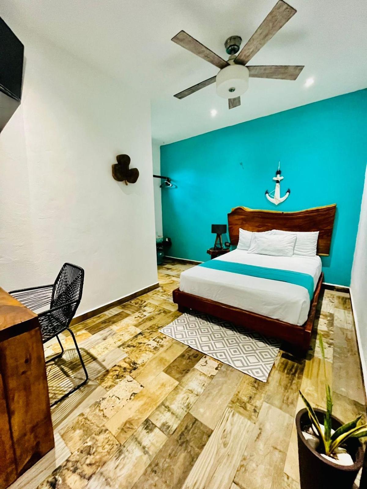 Hotel Y Beach Club Casa Mia Xulha -Bacalar Xul-Ha Kültér fotó