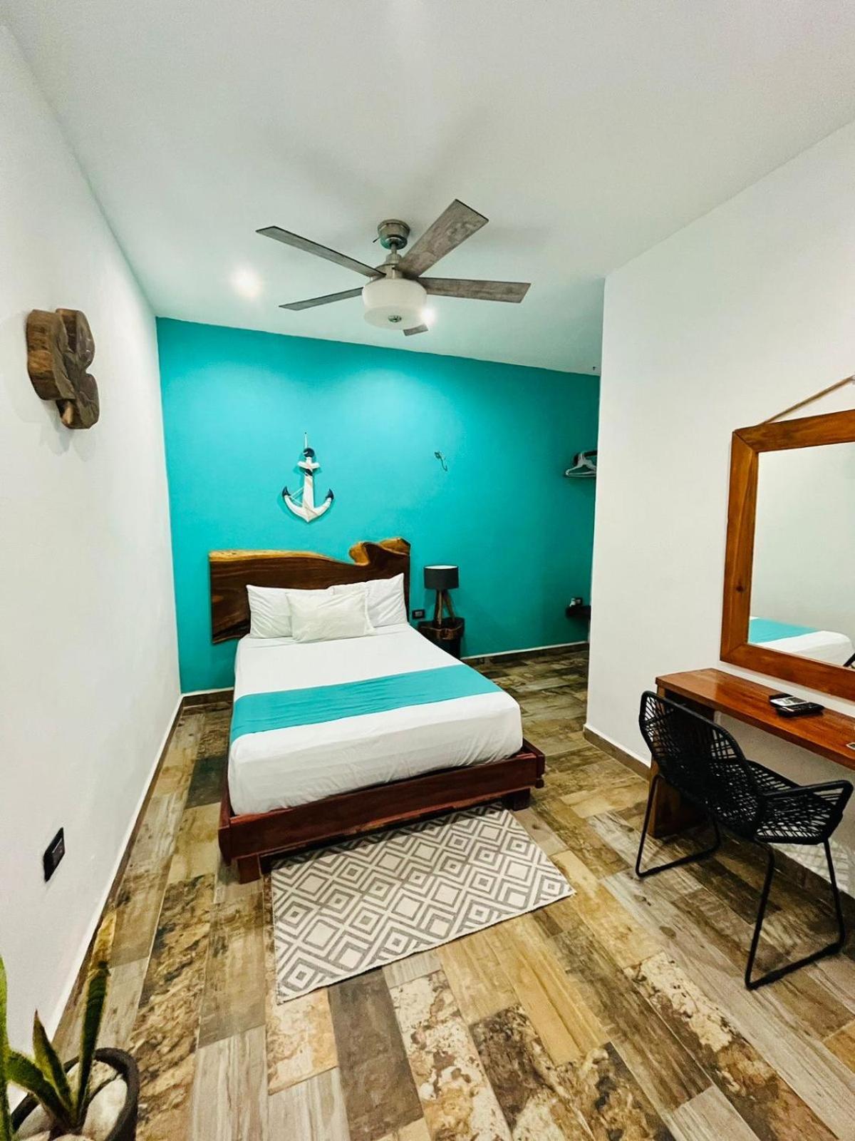 Hotel Y Beach Club Casa Mia Xulha -Bacalar Xul-Ha Kültér fotó